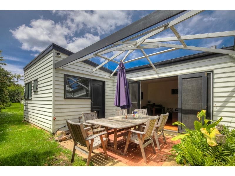 9 Sackville Street, Port Fairy VIC 3284