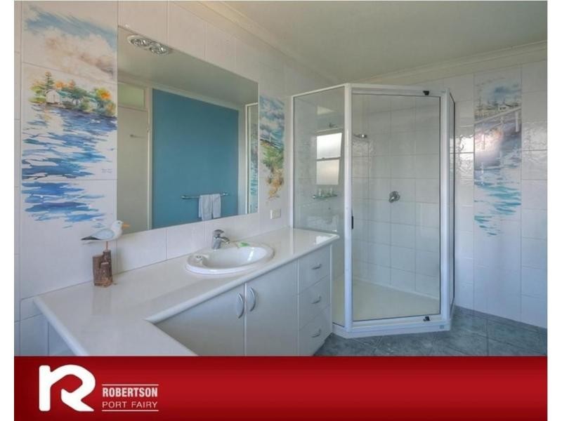74 Ocean Drive, Port Fairy VIC 3284