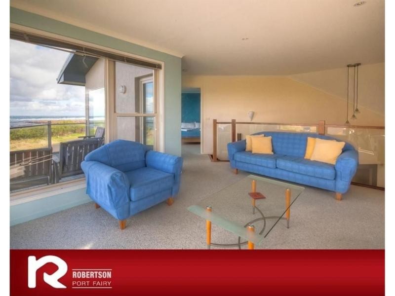 74 Ocean Drive, Port Fairy VIC 3284