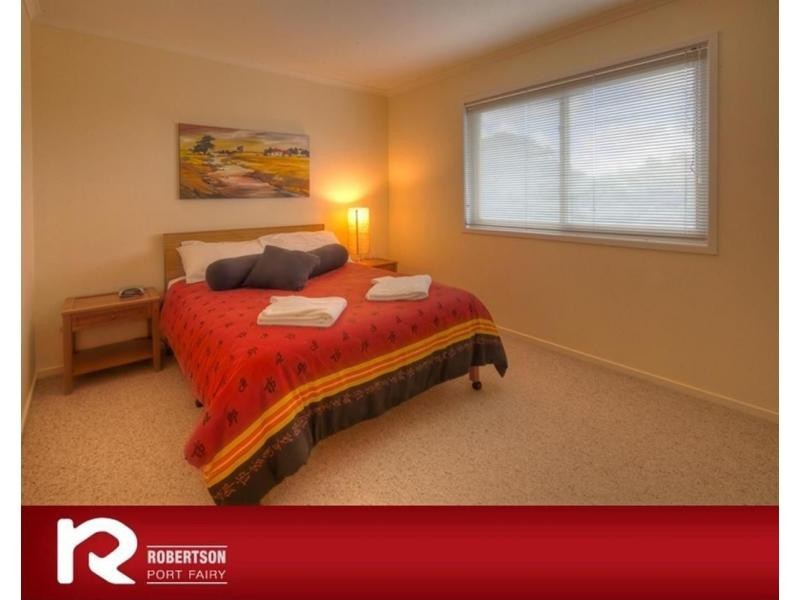 74 Ocean Drive, Port Fairy VIC 3284