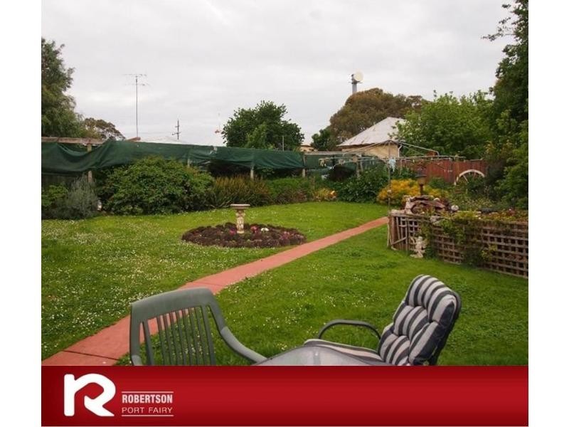 10 Eversley Street, Macarthur VIC 3286