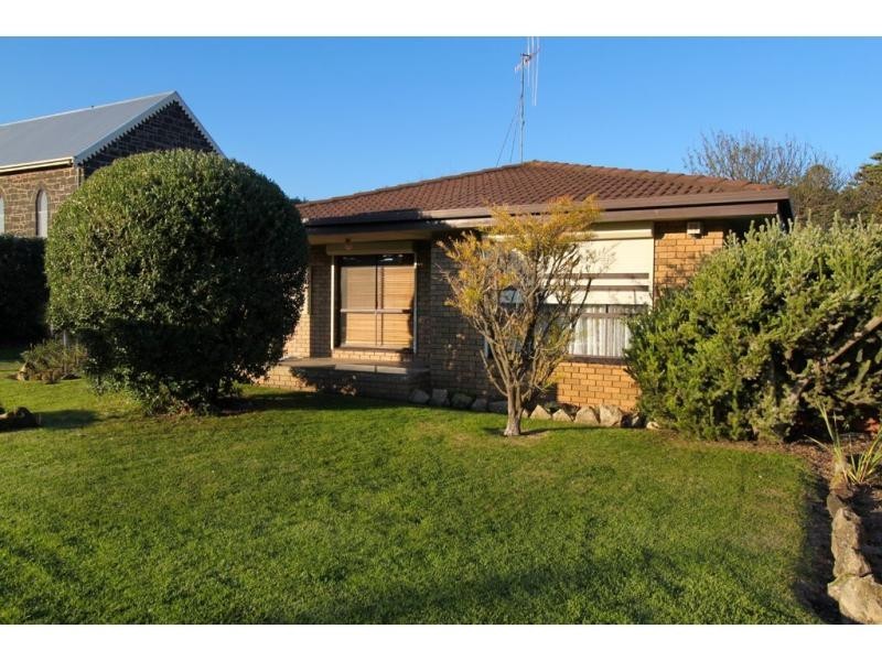 9 Grant Street, Port Fairy VIC 3284