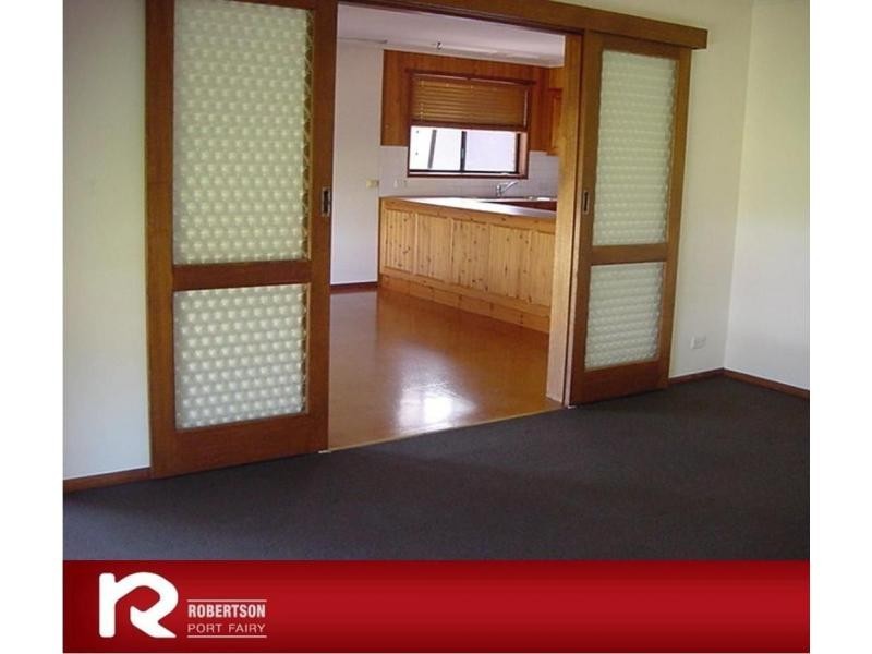 9 Grant Street, Port Fairy VIC 3284