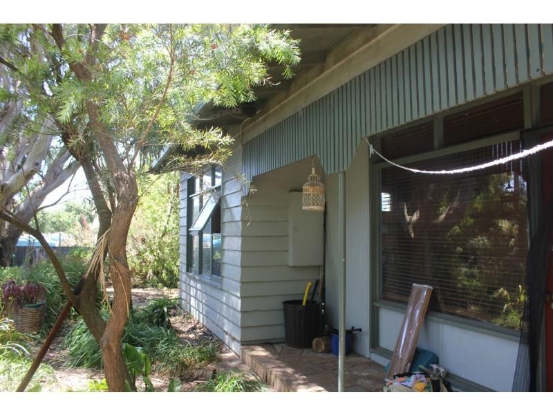 141 Princes Highway, Port Fairy VIC 3284