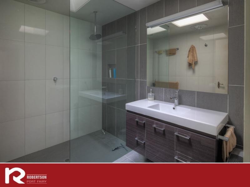 8 Belfast Court, Port Fairy VIC 3284