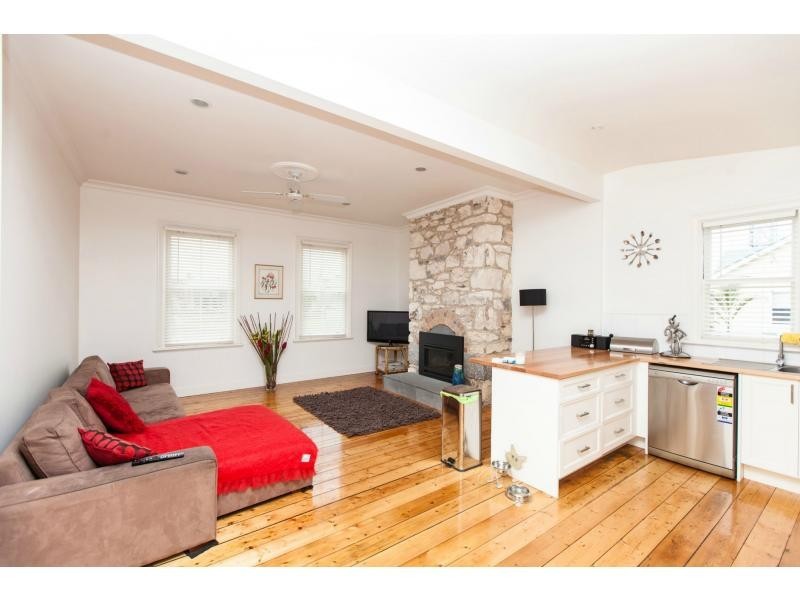 28 James Street, Port Fairy VIC 3284