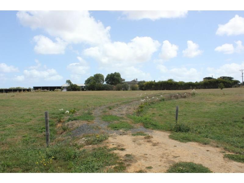 L1/4 Model Lane, Port Fairy VIC 3284