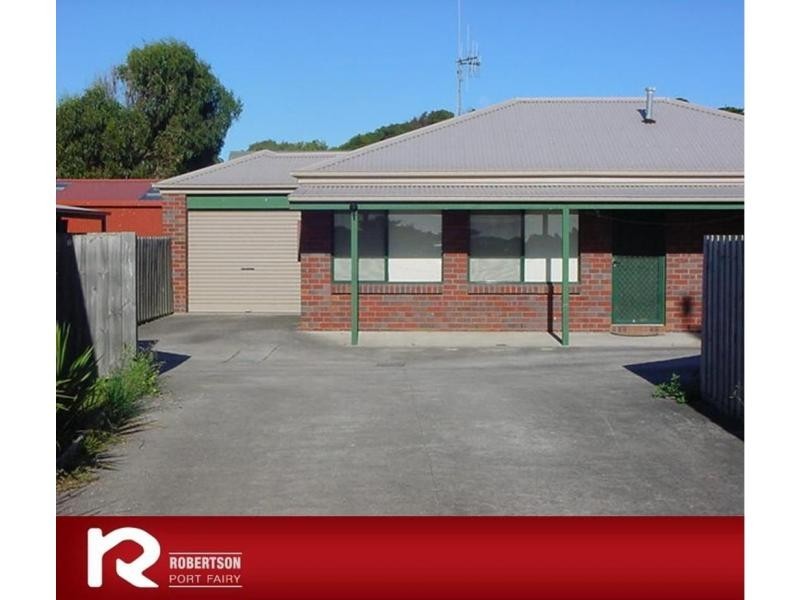 4 33-35 Powling Street, Port Fairy VIC 3284