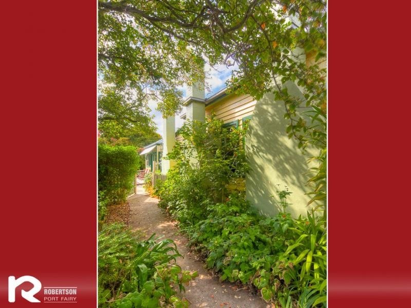11 Wishart Street, Port Fairy VIC 3284