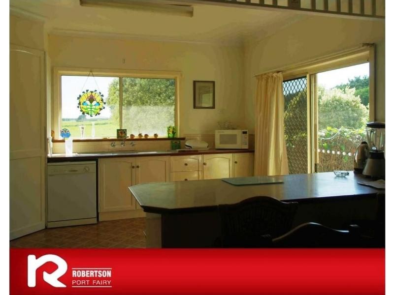 217 Koroit Road, Crossley VIC 3283