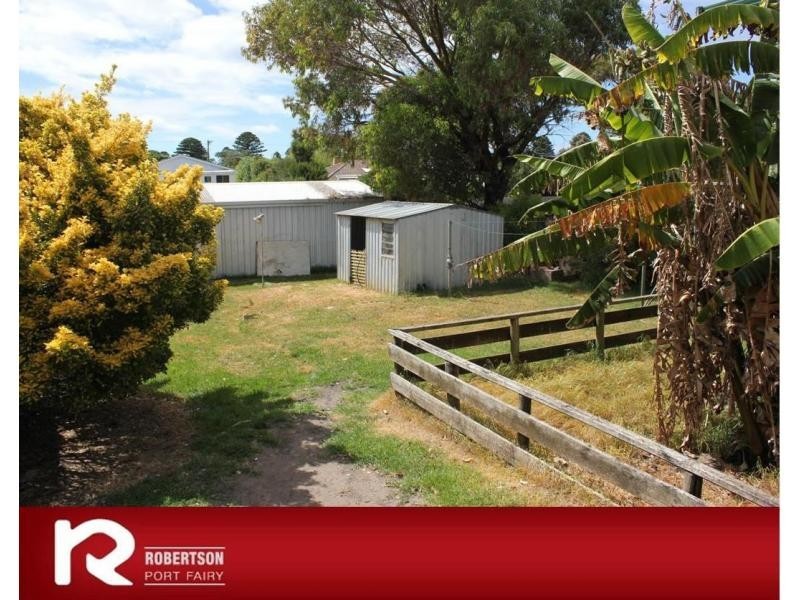 17 College Street, Port Fairy VIC 3284