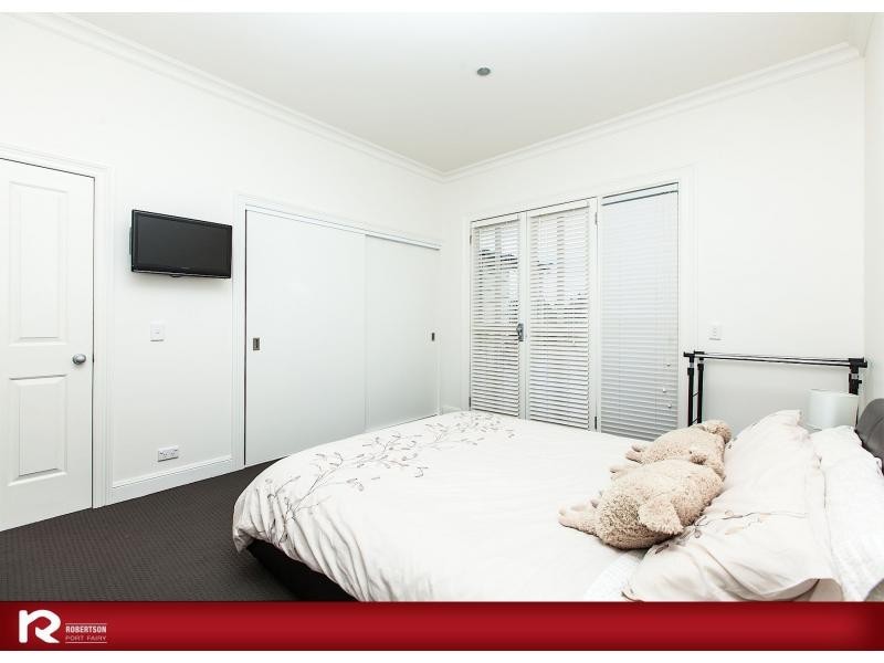 28 James Street, Port Fairy VIC 3284