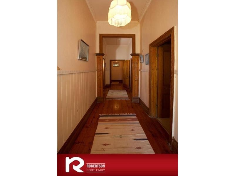 79 Princes Highway, Port Fairy VIC 3284