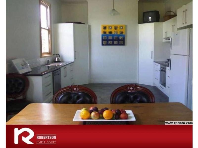 11 Campbell Street, Port Fairy VIC 3284