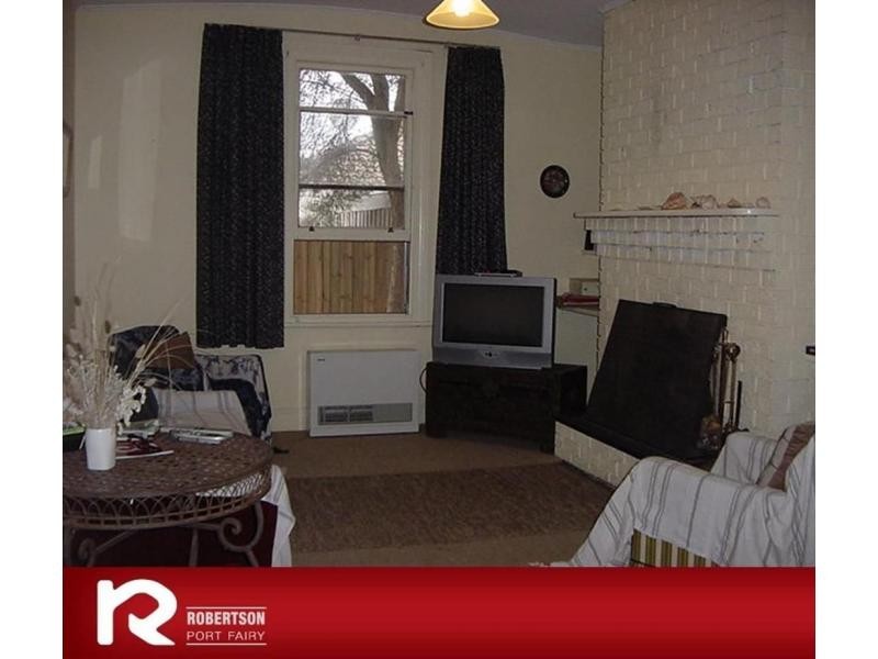 99 Princes Highway, Port Fairy VIC 3284