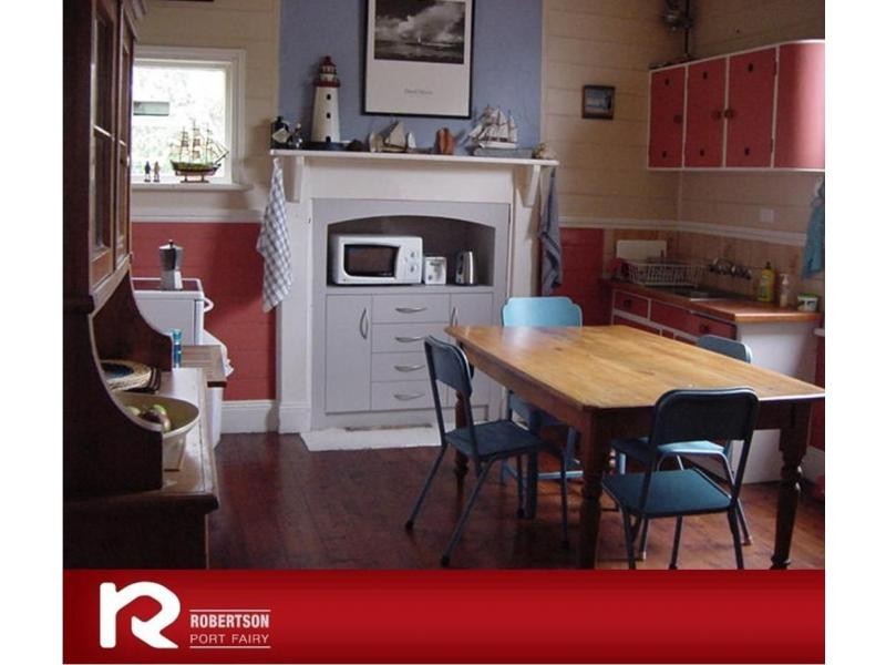99 Princes Highway, Port Fairy VIC 3284