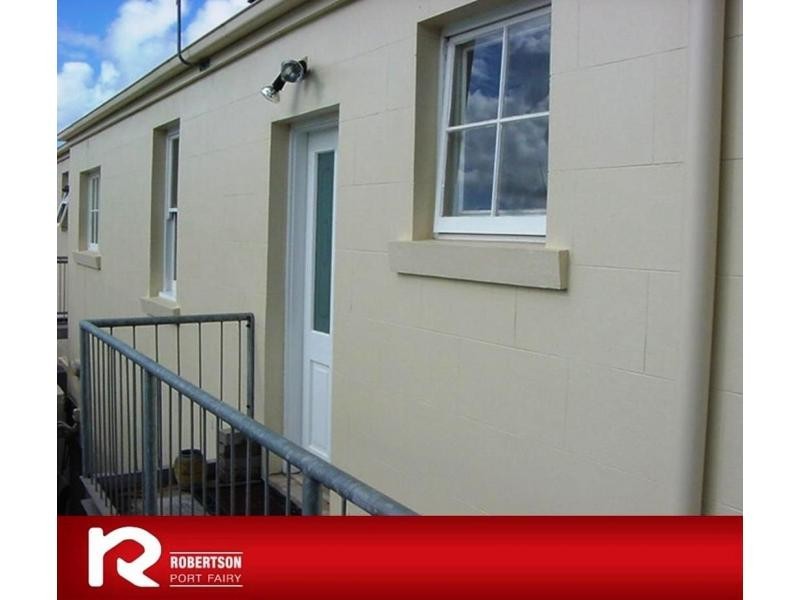 1/10 Bank Street, Port Fairy VIC 3284