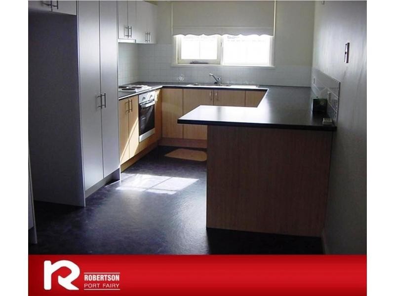 1/10 Bank Street, Port Fairy VIC 3284