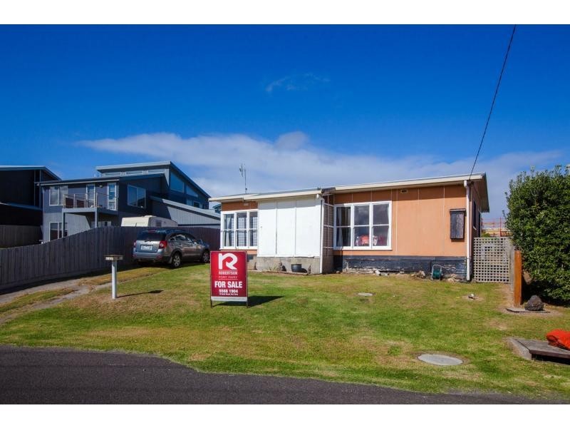 29 Reardon Street, Port Fairy VIC 3284