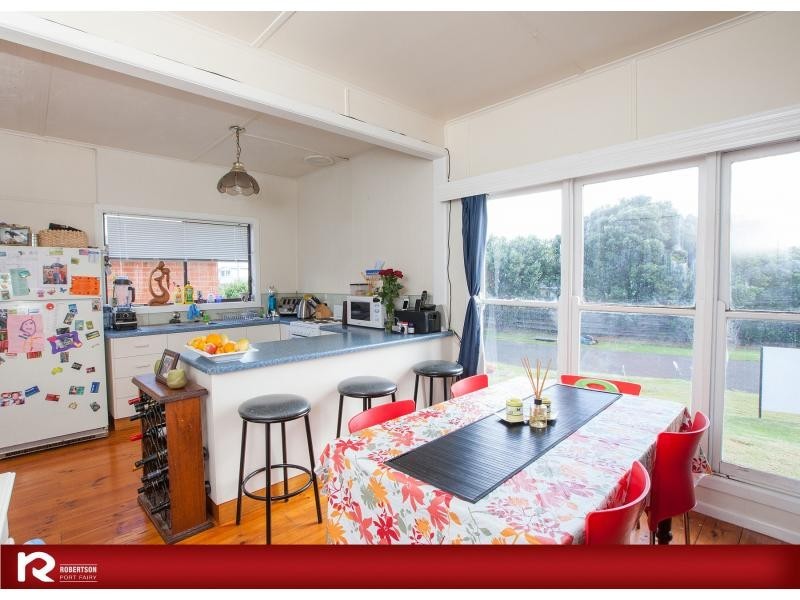 29 Reardon Street, Port Fairy VIC 3284