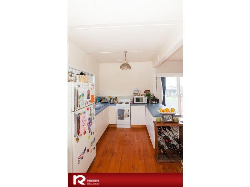 29 Reardon Street, Port Fairy VIC 3284