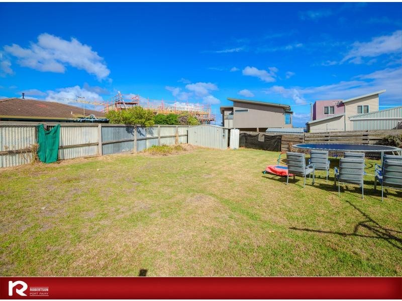 29 Reardon Street, Port Fairy VIC 3284
