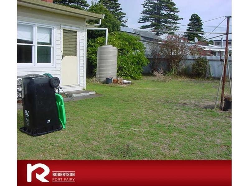 76 Regent Street, Port Fairy VIC 3284
