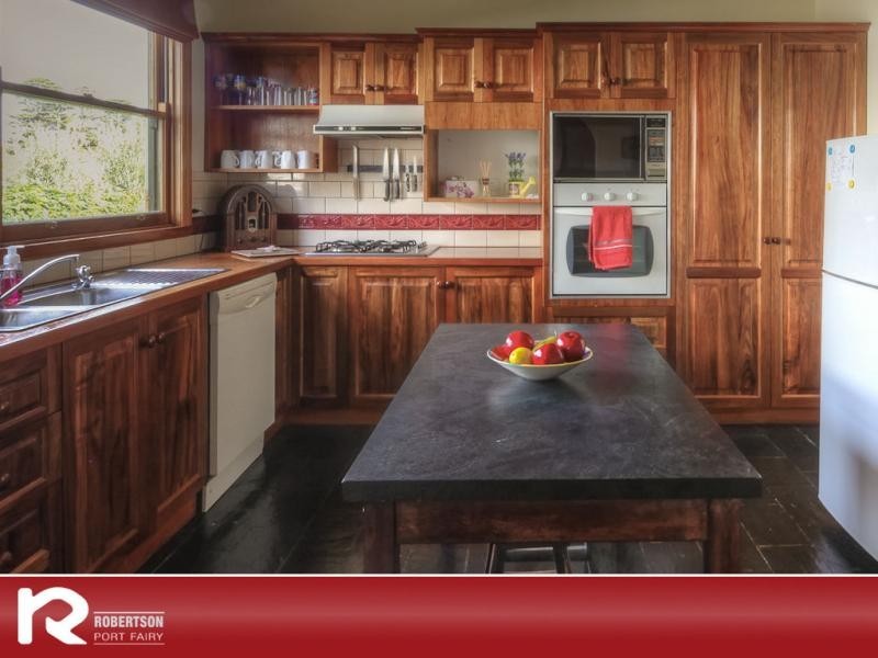 6 Sackville Street, Port Fairy VIC 3284