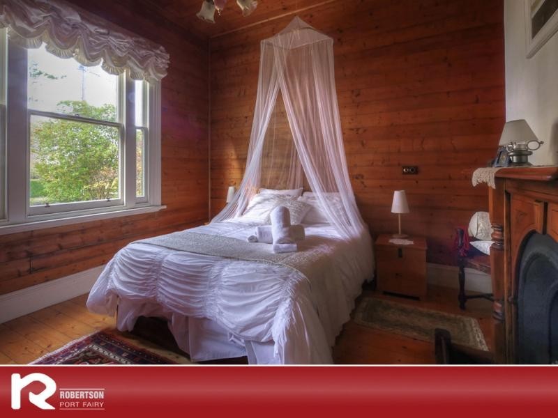 6 Sackville Street, Port Fairy VIC 3284