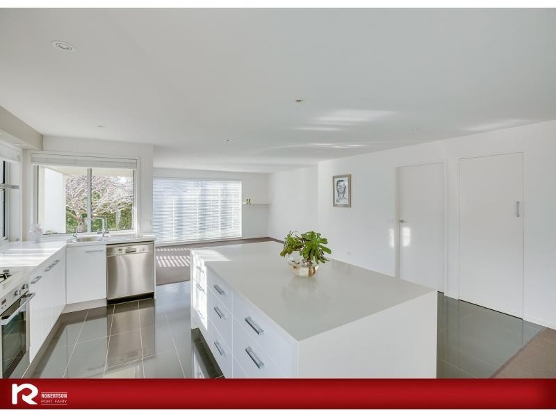48 Albert Road, Port Fairy VIC 3284