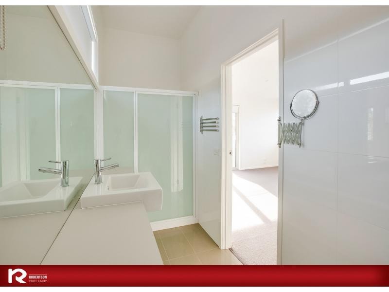 48 Albert Road, Port Fairy VIC 3284