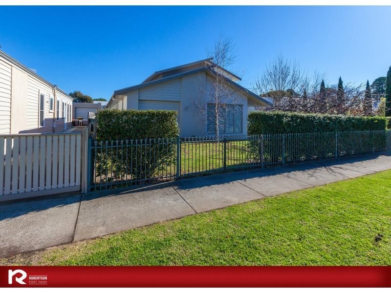 48 Albert Road, Port Fairy VIC 3284