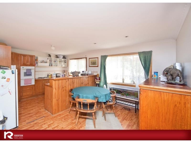 L2/32 Irvings Lane, Koroit VIC 3282