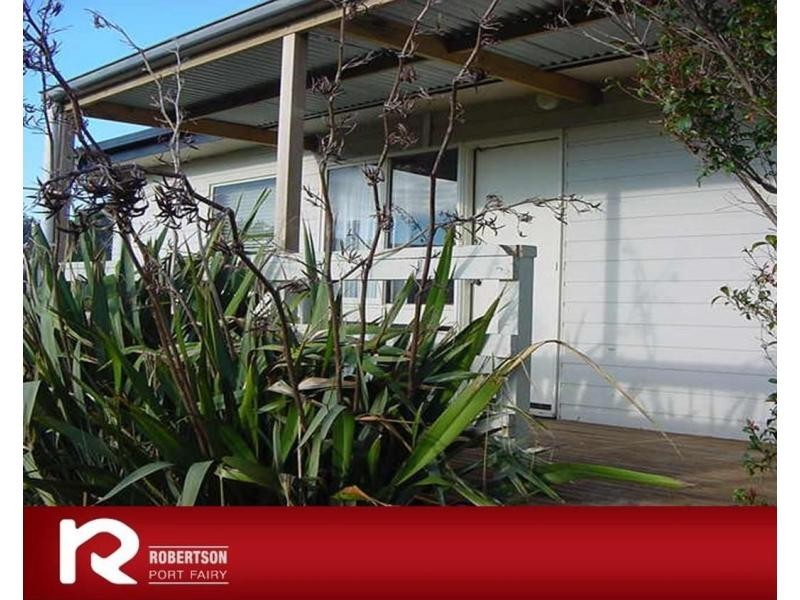 158 Princes Highway, Port Fairy VIC 3284