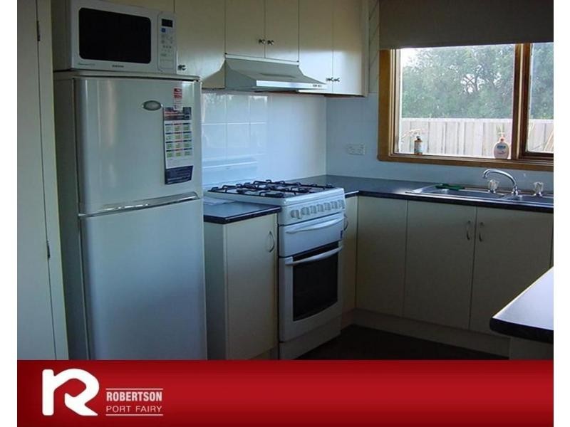 158 Princes Highway, Port Fairy VIC 3284