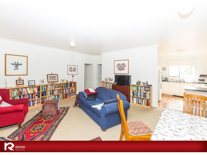 1/8 Bank Street, Port Fairy VIC 3284