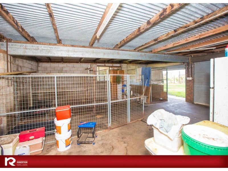 8 Sharkeys Lane, Rosebrook VIC 3285