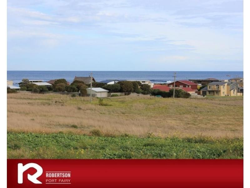 L13 Martin Laurence Place, Port Fairy VIC 3284