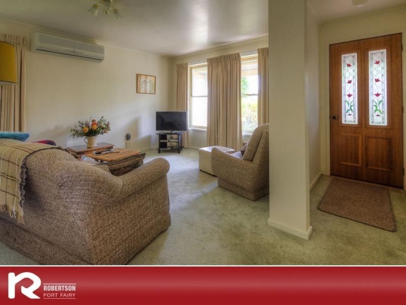 2/15 Regent Street, Port Fairy VIC 3284