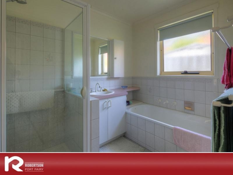 2/15 Regent Street, Port Fairy VIC 3284