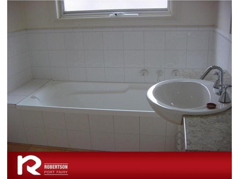 Unit 3/33 James Street, Port Fairy VIC 3284