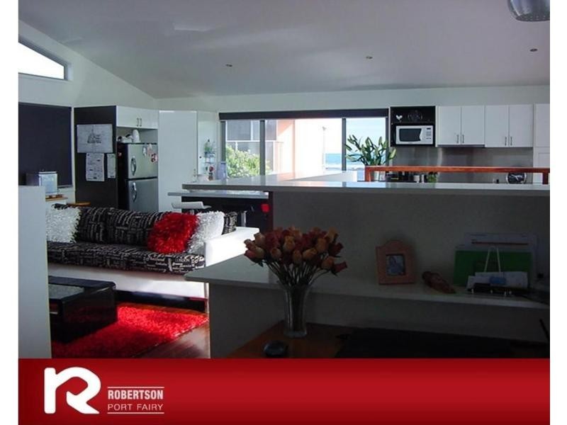 27 Reardon Street, Port Fairy VIC 3284