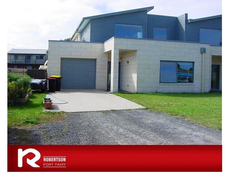 1/12 Crowe Street, Port Fairy VIC 3284