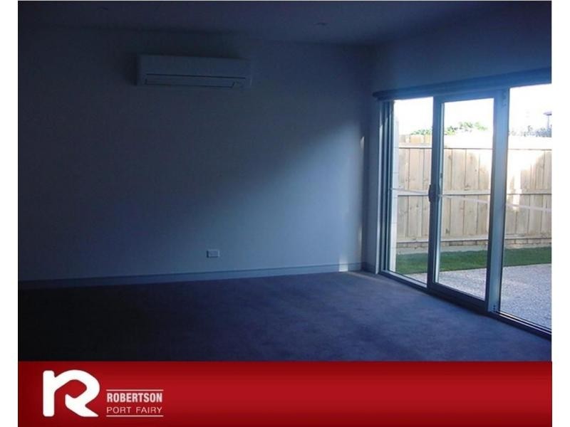 1/12 Crowe Street, Port Fairy VIC 3284