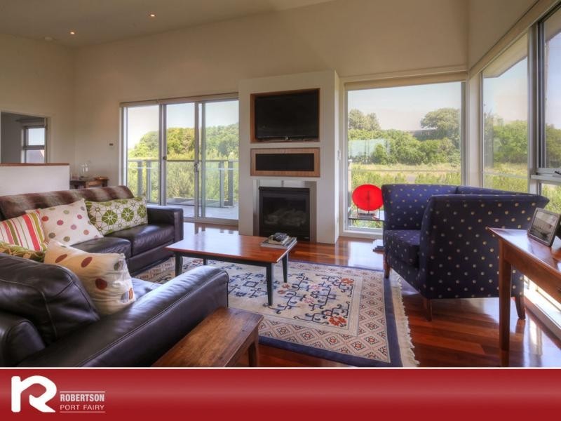 2b Ocean Drive, Port Fairy VIC 3284