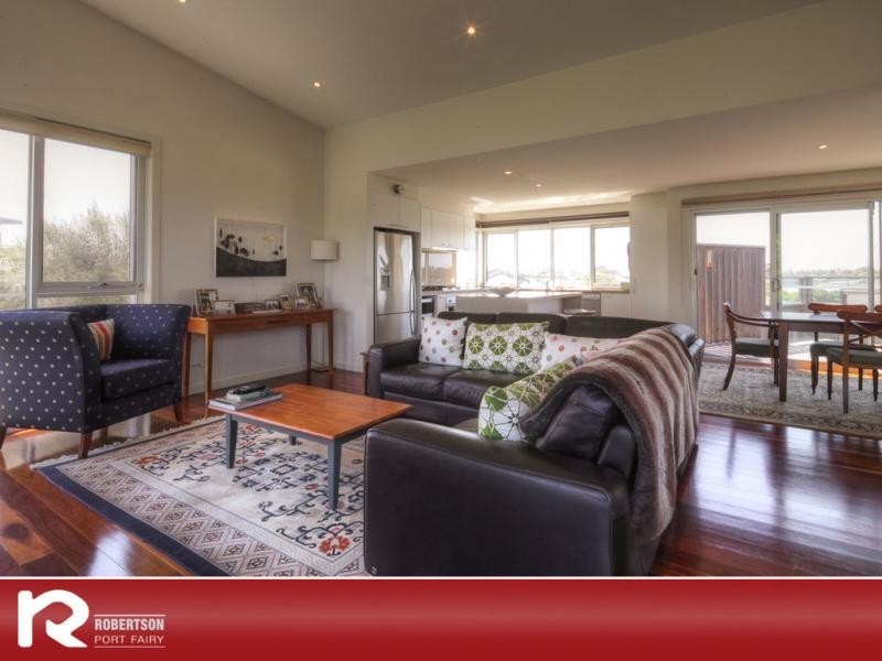 2b Ocean Drive, Port Fairy VIC 3284