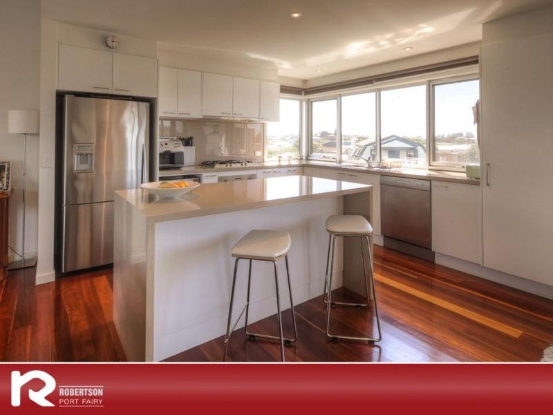2b Ocean Drive, Port Fairy VIC 3284