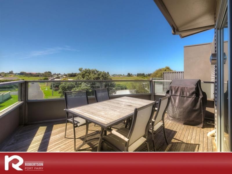2b Ocean Drive, Port Fairy VIC 3284