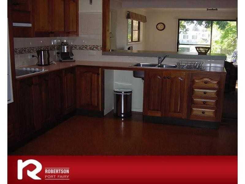 54 Cox Street, Port Fairy VIC 3284