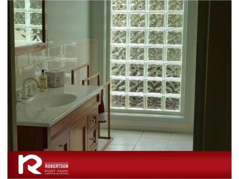 54 Cox Street, Port Fairy VIC 3284